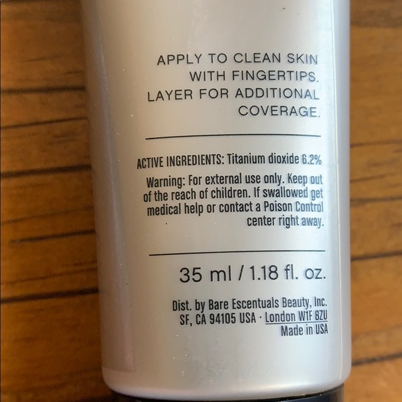 bareMinerals Complexion Rescue in Birch 1.5 - Picture 2 of 7